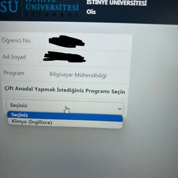 İstinye Üniversitesi Öğrenci İşleri ve Sistem Arızası Sorunu