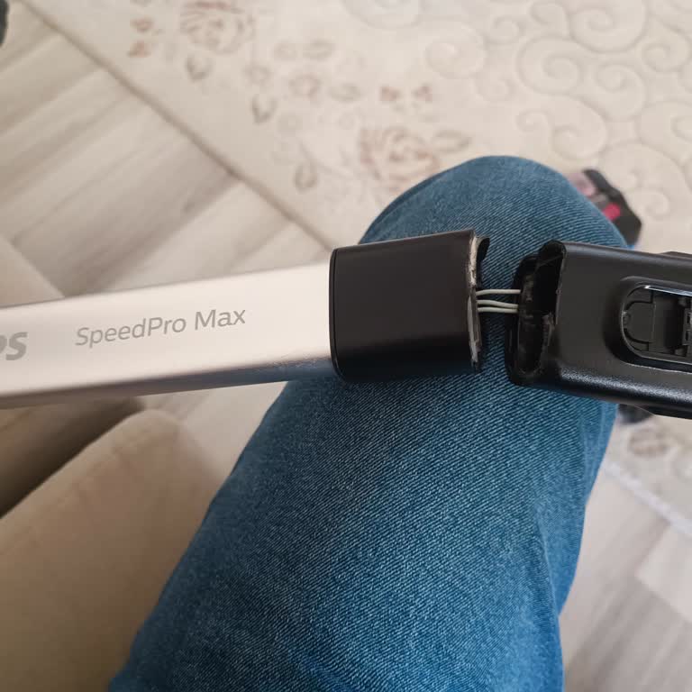 Philips SpeedPro Max Süpürge: Hayal Kırıklığı ve Kalitesizlik