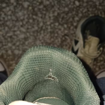 Hummel Ayakkabıda İç Yırtılma Sorunu