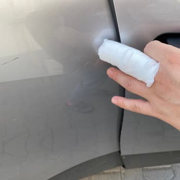 Kapı Tasarımı Parmakları Tehlikeye Atıyor!