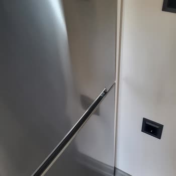 Buzdolabındaki Eğrilik Sorunu ve Yanıltıcı Bilgilendirme