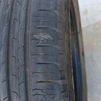 Yeni Araçta Lastik Sorunu ve İlgisiz Servis