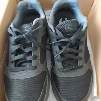 Skechers Ayakkabıda Arka İç Astar Sorunu ve Müşteri Hizmetleri Hayal Kırıklığı