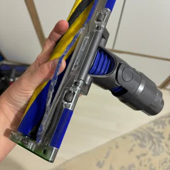 Dyson V15'in ışıklı başlığı neden bu kadar çabuk bozuldu