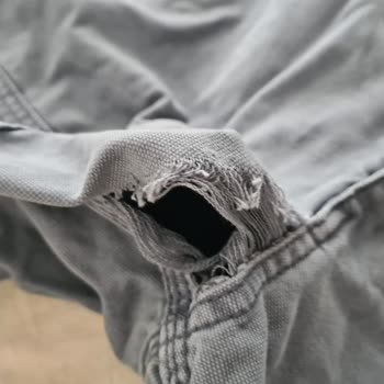 Pantolonların Kalitesizliği ve Müşteri Hizmetleri Eksikliği