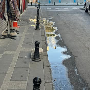 Büyükçekmece'de Rögar Taşması Krizi