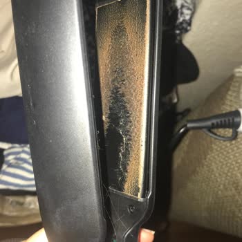 Arzum Düzleştirici Plakalarında Soyulma ve Yapışma Sorunu