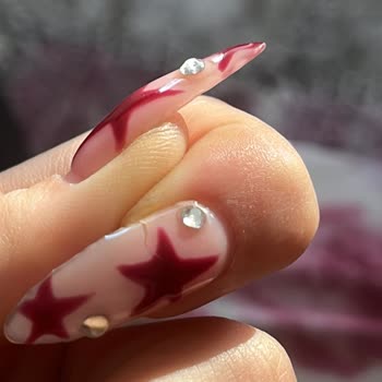 Güzellik Merkezinde Tırnak Hizmeti Hayal Kırıklığı