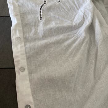 Koton Gömlek Düğmeleri İlk Yıkamada Karardı