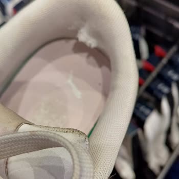Puma Ayakkabıda Topuk Aşınması ve Yırtılma Sorunu