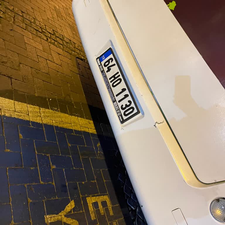 Aşırı Kalabalık Otobüs Yolculuğu