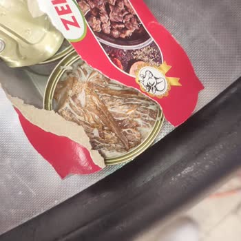 Konserve Üründe Hayal Kırıklığı: Et Yerine Lastik Benzeri İçerik