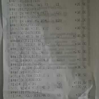 Yüz Temizleme Jelinin Ciltte Yanma Etkisi