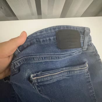 Mavi Kot Pantolonunda Yırtılma Sorunu