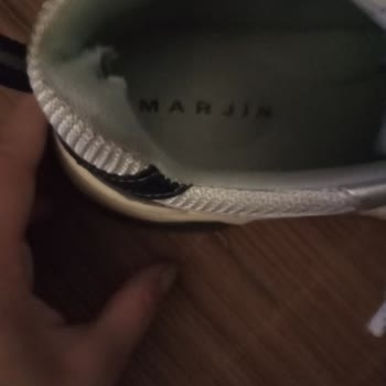 Marjin Ayakkabı: Üçüncü Siparişte Hayal Kırıklığı ve Yetersiz Müşteri Hizmeti