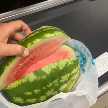 Bozuk Karpuz İadesinde A101'den Cevap Yok!