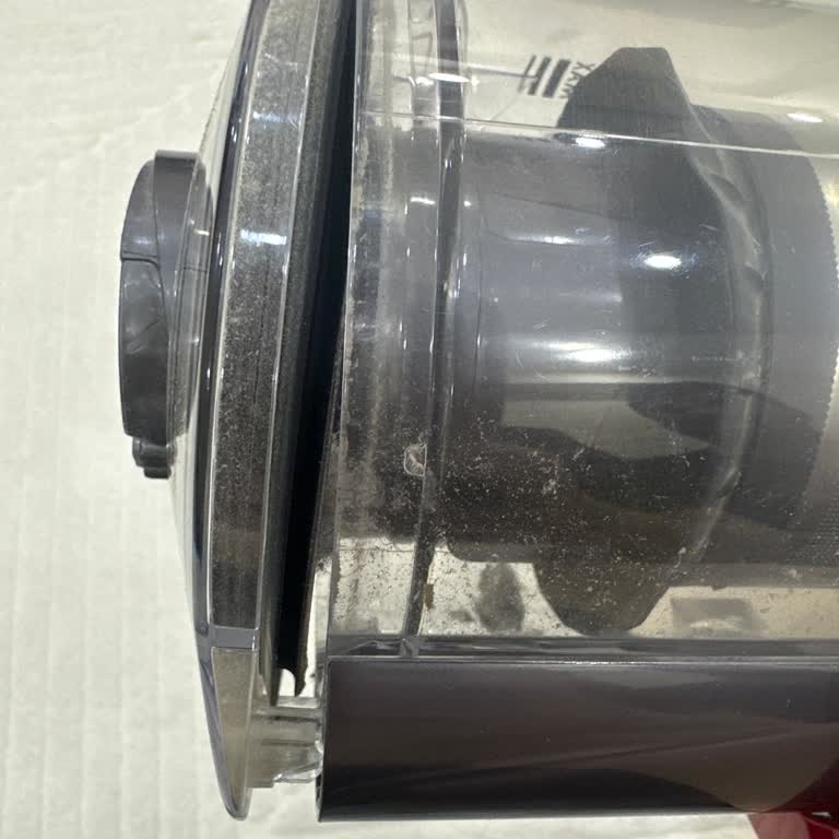 Dyson V12: Toz Haznesi Sorunu ve Hayal Kırıklığı