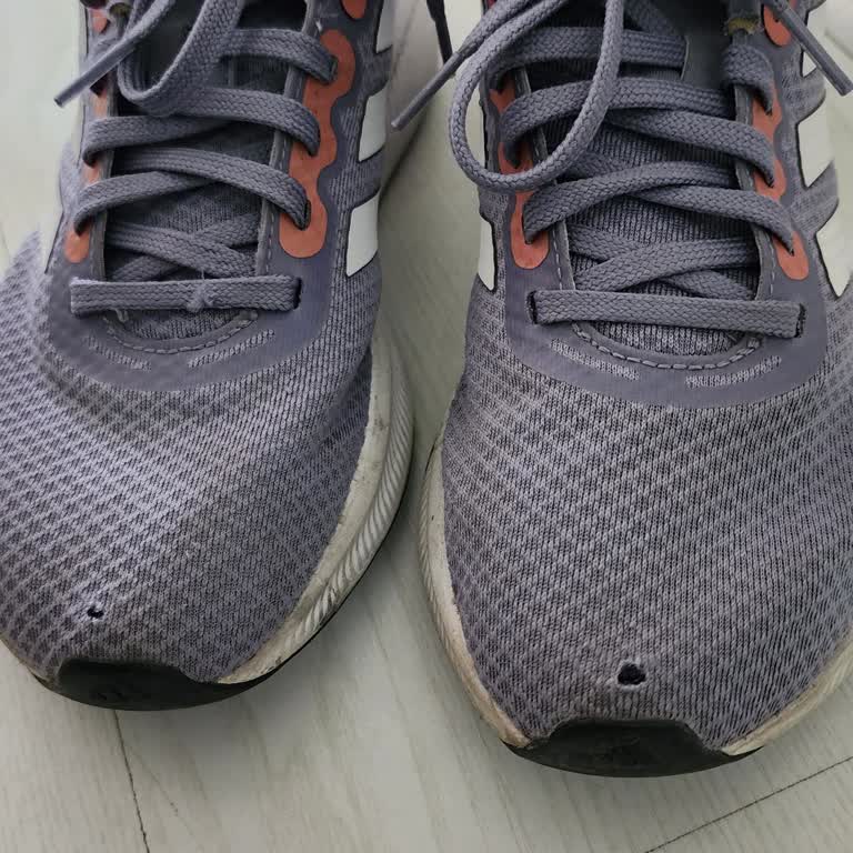 Adidas Ayakkabılarının Kalitesi ve Müşteri Hizmetleri Hayal Kırıklığı