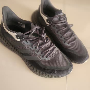 Adidas Ayakkabı Kullanıcı Hatası İddiası ve Mağduriyet