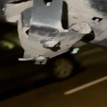 Yol Üzerindeki Tehlikeli Çukur Kazaya Yol Açtı