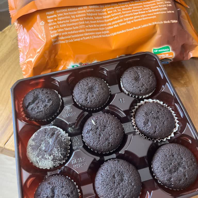 Eti Pronot Glutensiz Kek'te Erken Küflenme Sorunu