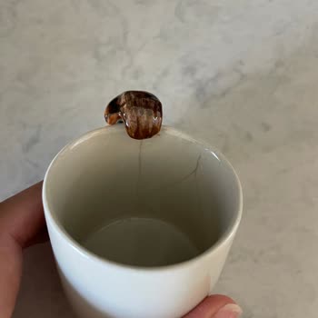 Mudo Kahve Fincanında İlk Kullanımda Çatlak Şoku