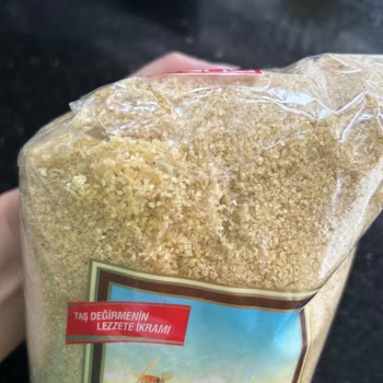 Son Kullanma Tarihi Geçmemiş Üründe Canlı Kurtlar