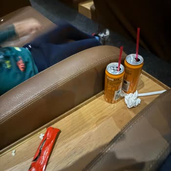 Sinema Salonunda Temizlik ve Hizmet Eksikliği