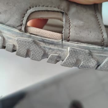 Çatlayan Sandaletler İade veya Değişim Talebi