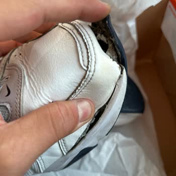 Ayakkabı Değişiminde Müşteri Memnuniyetsizliği