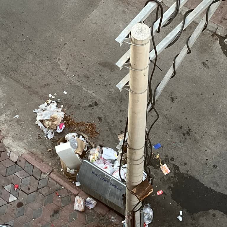 Mersin'de Sokak Temizliği Sorunu