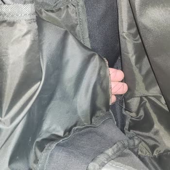 Adidas Çantanın Kalitesi Hayal Kırıklığı Yarattı