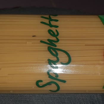 Pastavilla Makarna Paketlerinde Böcek Skandalı