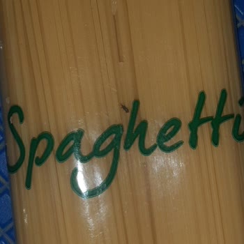 Pastavilla Makarna Paketlerinde Böcek Skandalı