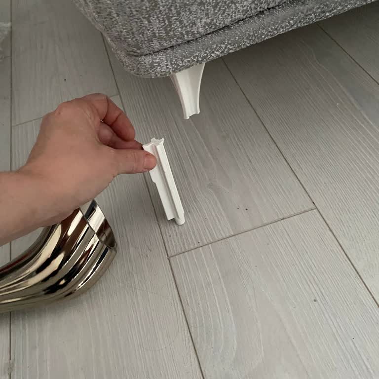 Plastik Ayaklı Koltuk Takımı Hayal Kırıklığı