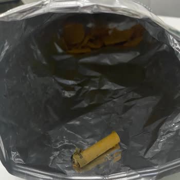 Doritos Paketinden Çıkan İzmarit Şoku