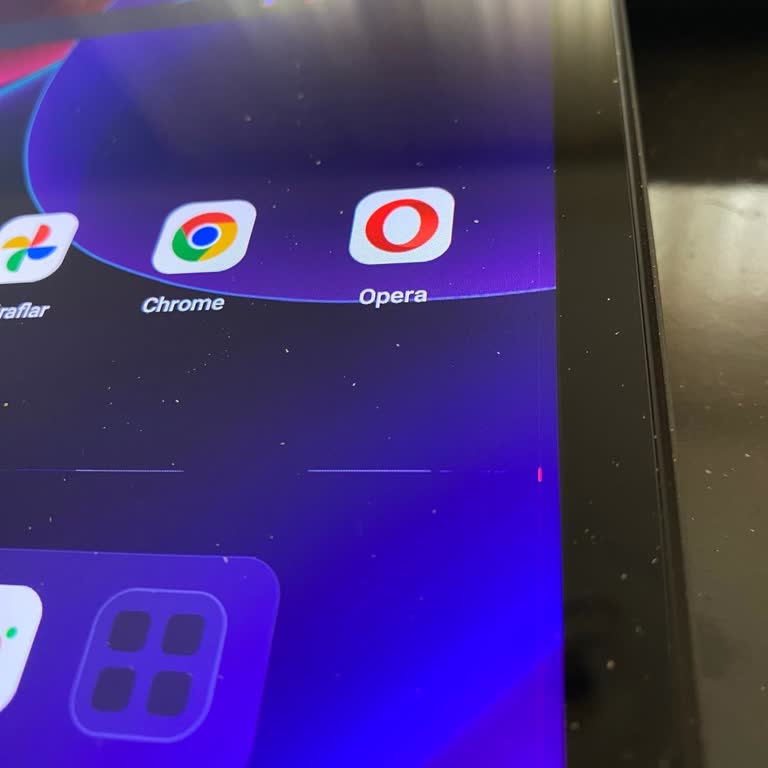 Lenovo Bilgisayar Yeni Alınan Tabletin Ekran Sorunu Ve Güven Kaybı