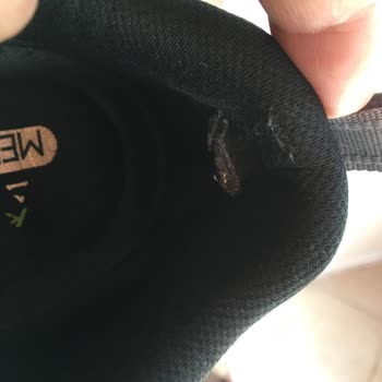 Skechers Ayakkabılarımın Hızla Yırtılması ve Kullanıcı Hatası Yanıtı