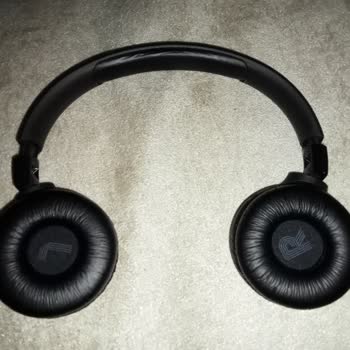 JBL Kulaklığım Genişledi Ve Kullanımı Zorlaştı!