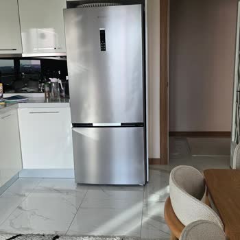 Arçelik Buzdolabımın Kapak Sorunu Çözülmüyor