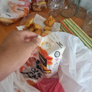 Cappy'den beklenmedik hayal kırıklığı: Ürün delik ve içinden çıkan yabancı madde