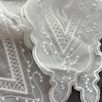 Kalitesiz Ürünler ve İletişimsiz Satıcı Sorunu