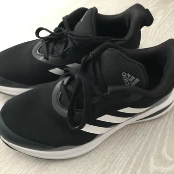 Adidas Mağazasındaki İlgisizlik ve Çözüm Üretememe Sorunu