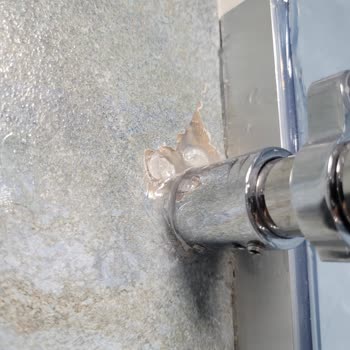 İzmirdusakabin Kötü İşçilik Yetersiz Hizmet!