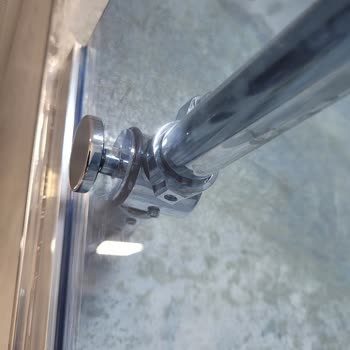 İzmirdusakabin Kötü İşçilik Yetersiz Hizmet!