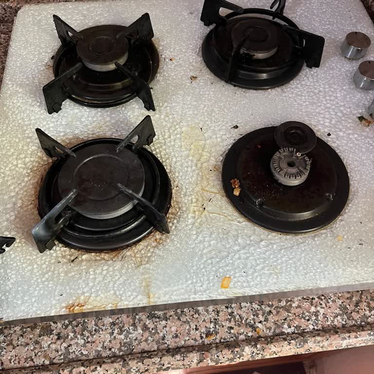 Gosso Ankastre Ocak Camı Patladı: İki Aydır Çözüm Bekliyoruz!