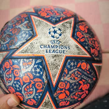 Kalitesiz Futbol Topu ve İade Süreci Sorunu