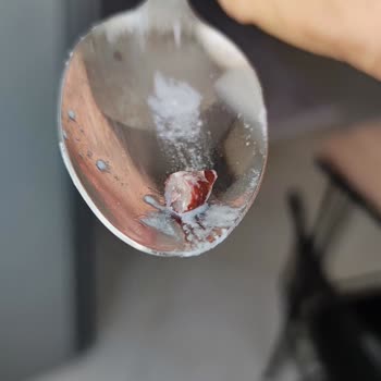 Kellogg's Granola Ürününde Taş Çıkması ve İlgisiz Müşteri Hizmetleri