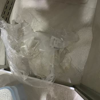 Vodafone Her Şey Yanımda'dan Defolu Kedi Kumu Alışverişi