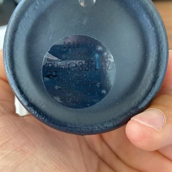 Купил парфюм Hugo Boss, нет стойкости и аромата